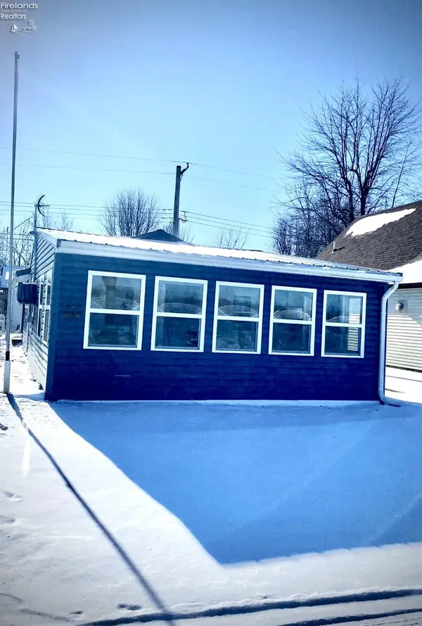 550 S Schau Road #12, Port Clinton, OH 43452