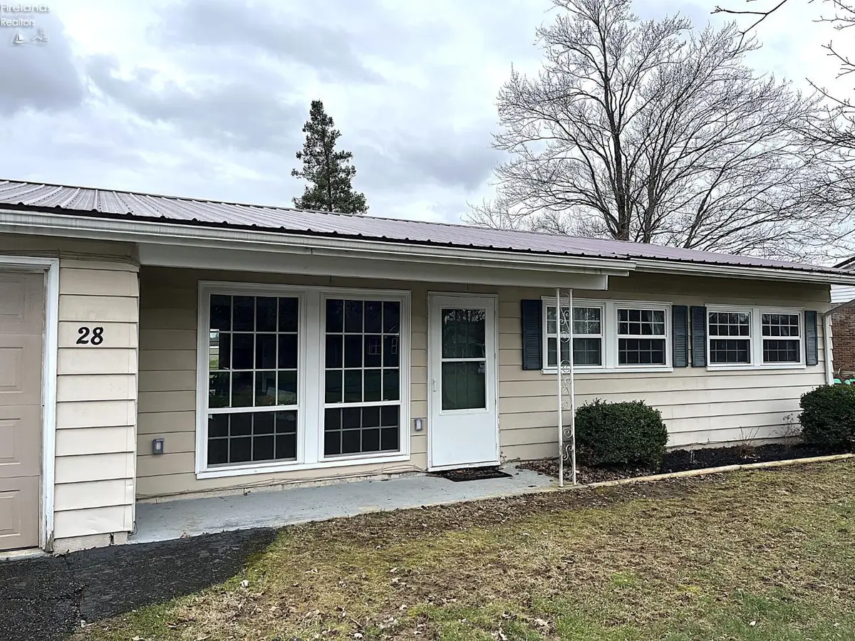 28 Elmwood Drive, Greenwich, OH 44837 - Image #1