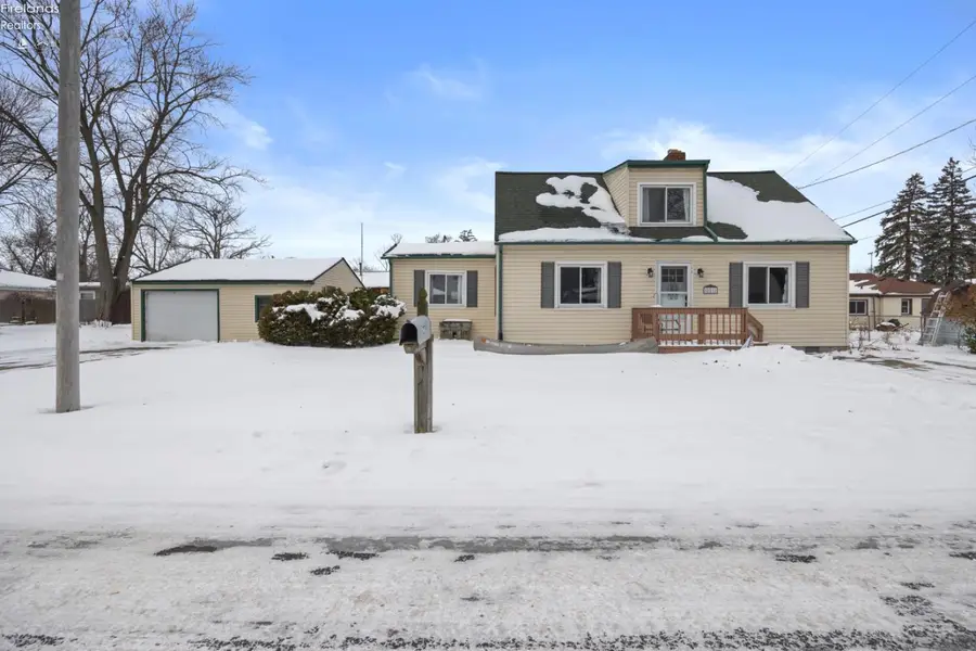 201 Dayton Avenue, Huron, OH 44839 - Image #2