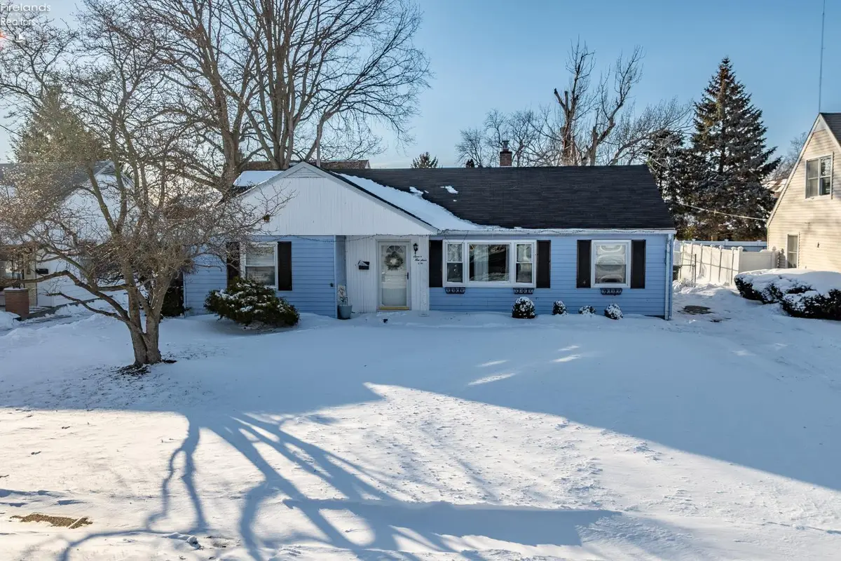 706 Taft Street, Port Clinton, OH 43452 - Image #1