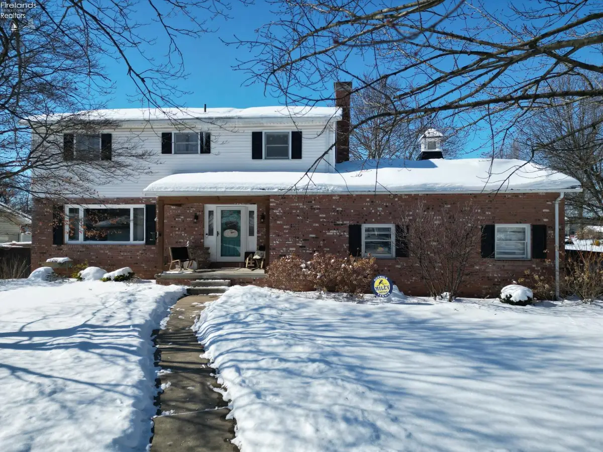 4 Oakfield Avenue, Norwalk, OH 44857 - #1