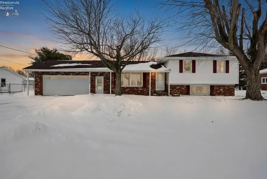 5812 Tiffin Avenue, Castalia, OH 44824 - #2