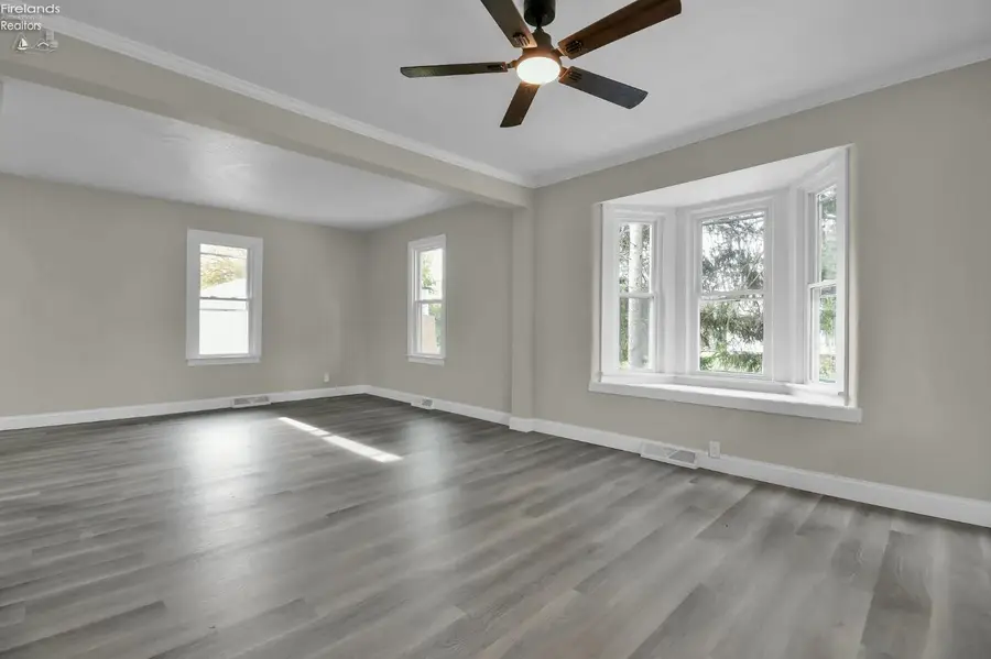 453 E Mansfield Street, New Washington, OH 44854 - #3