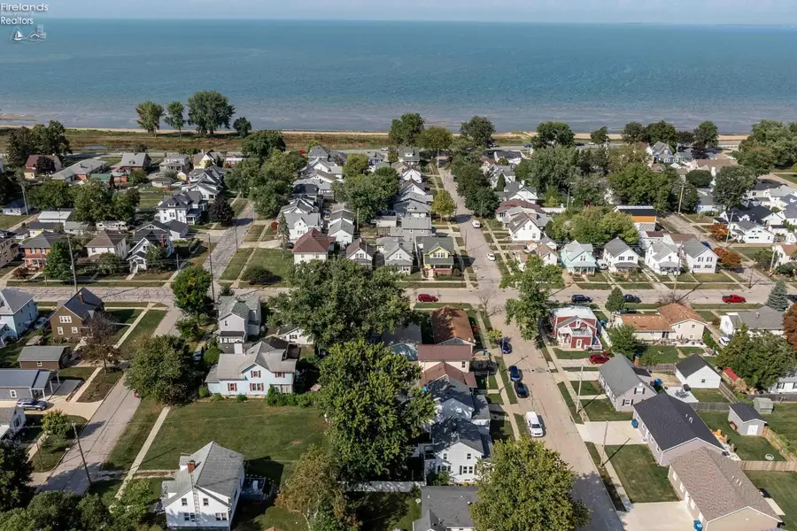 218 Elm, Port Clinton, OH 43452 - Image #3