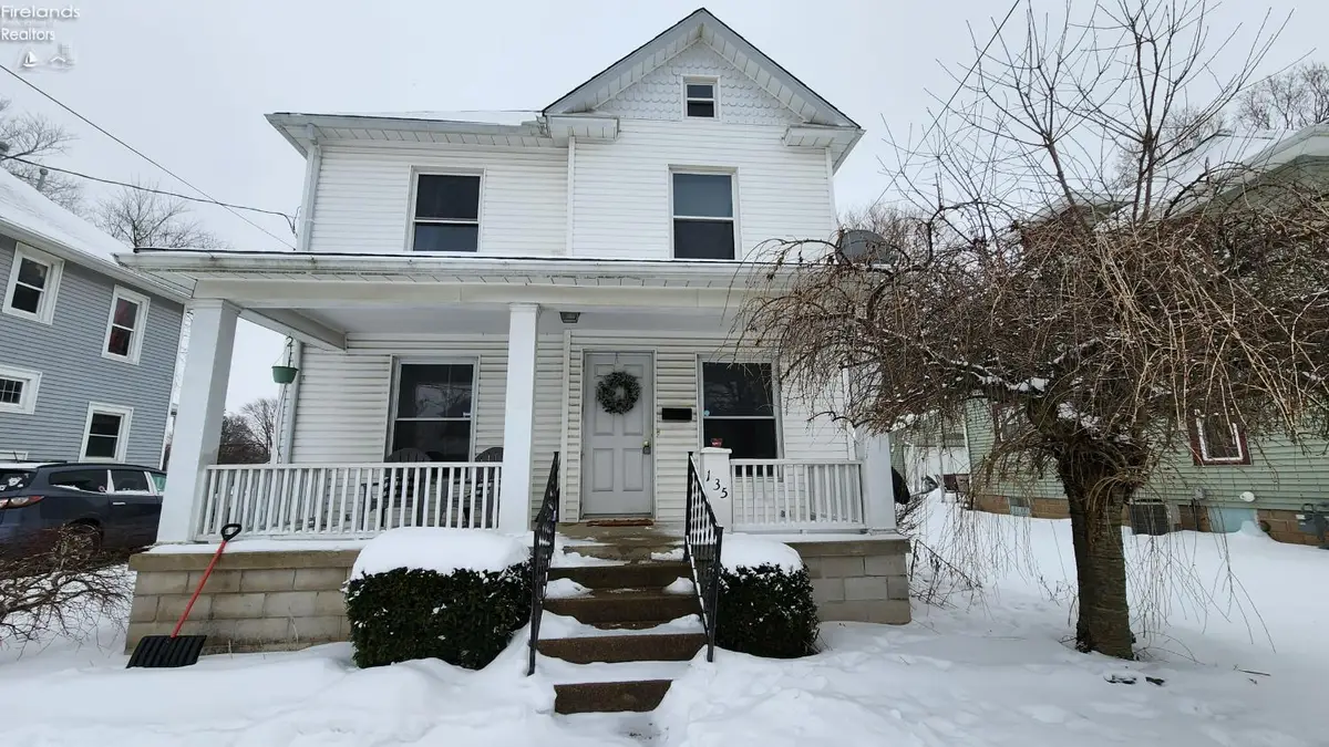 135 Attwood Terrace, Bellevue, OH 44811 - #1