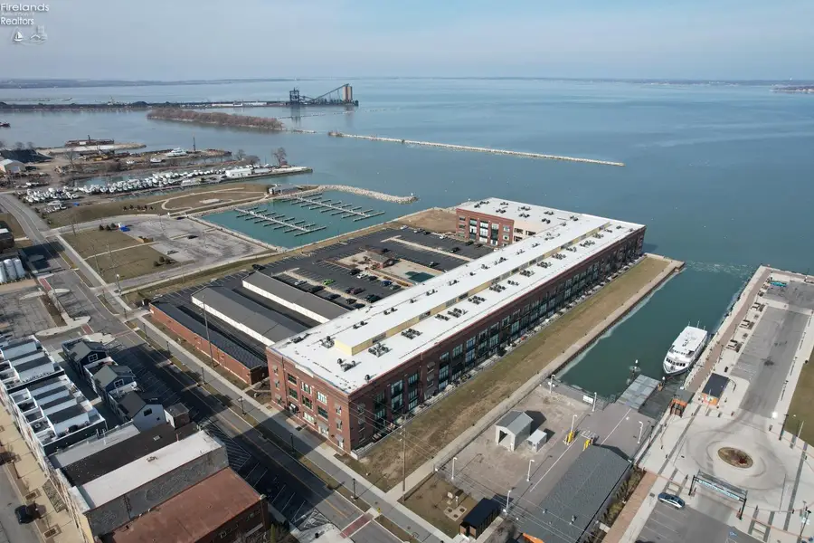 401 W Shoreline Drive #96, Sandusky, OH 44870 - Image #2