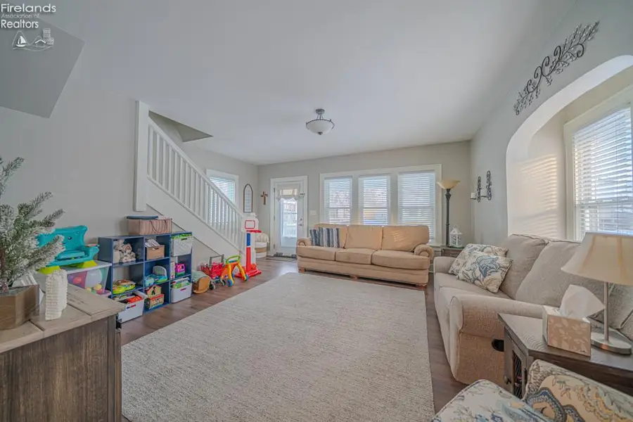 110 S Main Street, Lindsey, OH 43442 - #3