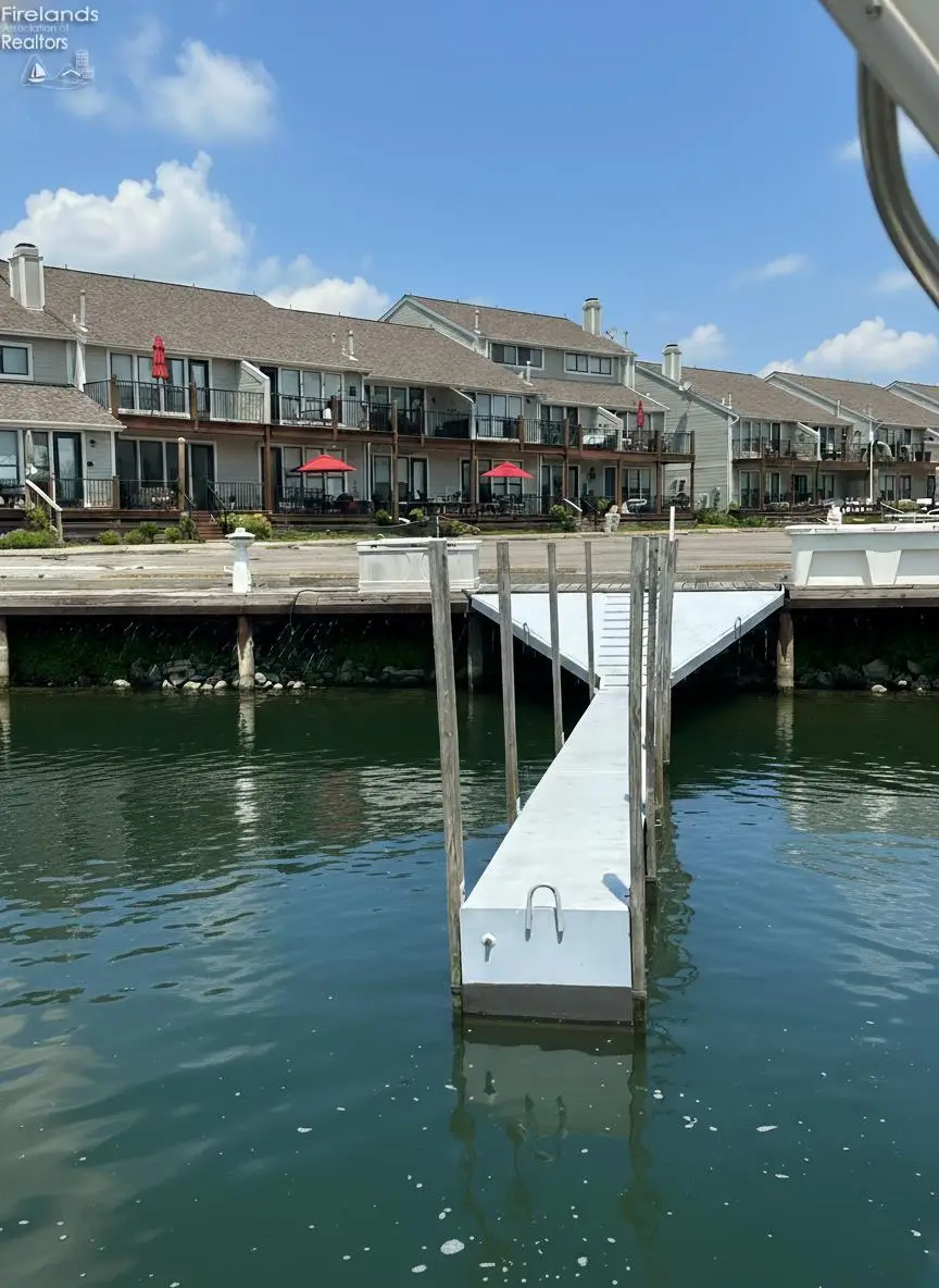 1611 N Windward #W-116, Port Clinton, OH 43452 - Image #1