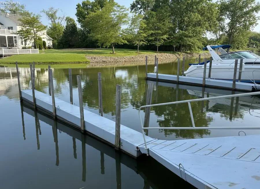 1611 N Windward #W-116, Port Clinton, OH 43452 - Image #2