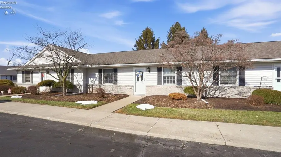 721 Creekside Drive, Huron, OH 44839 - #2