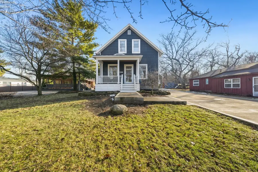 1209 Prairie Street, Marblehead, OH 43440 - #3