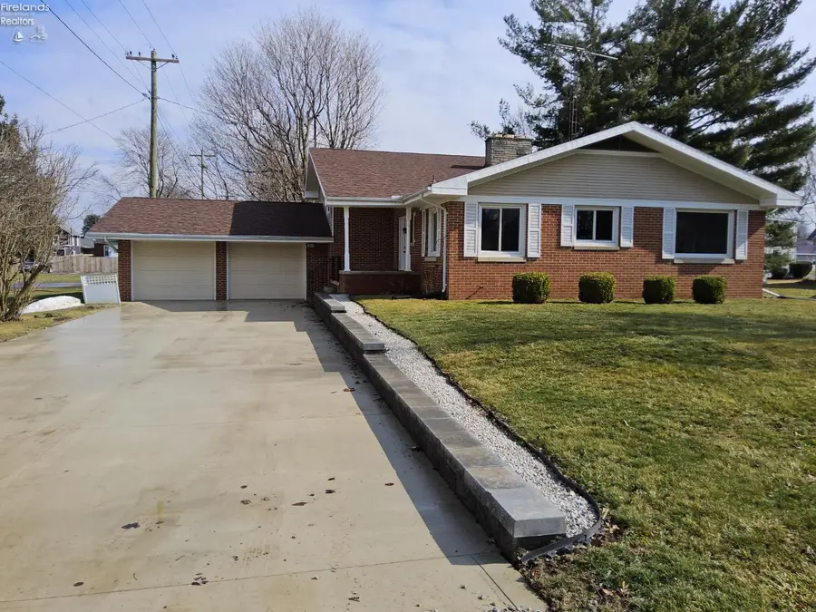 204 S Pennington, Sycamore, OH 44882 - #2