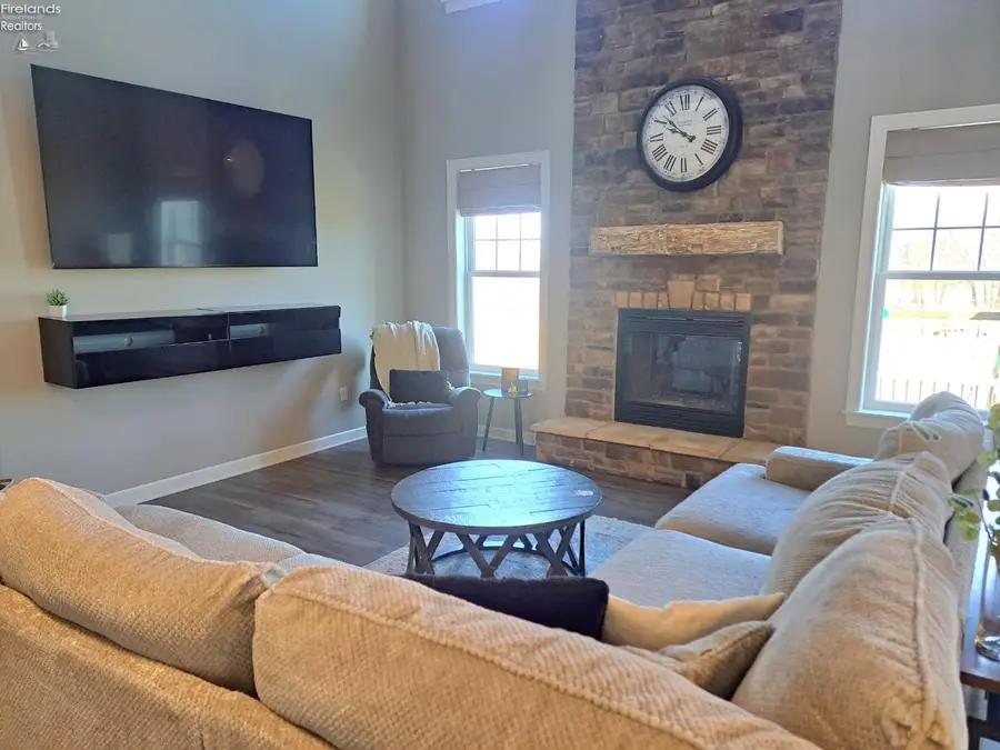 2112 Pinehurst Trail, Fremont, OH 43420 - #2