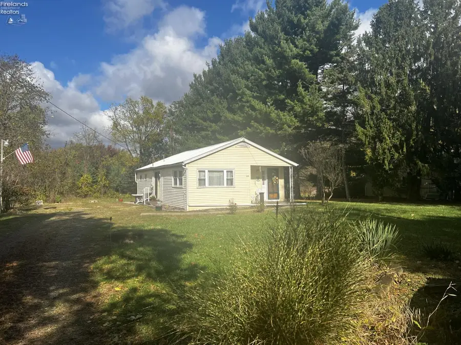 284 Gibbs Road, Norwalk, OH 44857 - #3