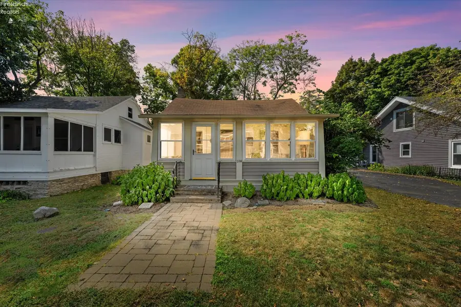 336 Peach Avenue, Lakeside, OH 43440 - #2