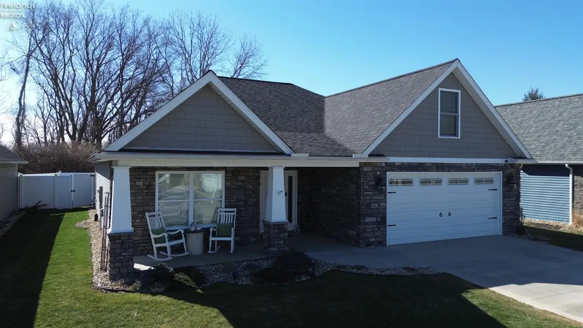 128 N Port Lane, Huron, OH 44839 - #1