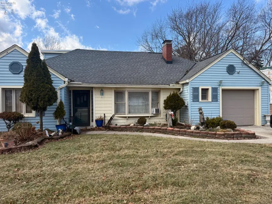 1807 Mills Street, Sandusky, OH 44870 - #3