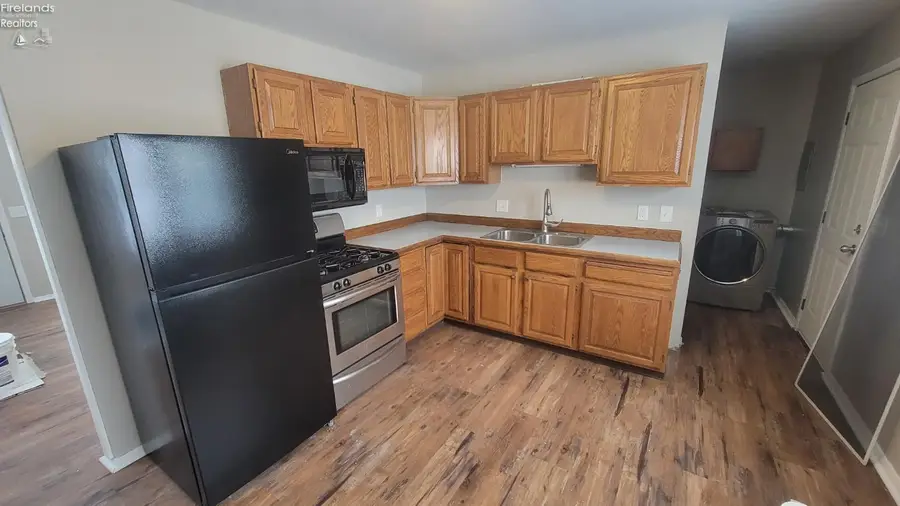 612 Helina Drive, Sandusky, OH 44870 - #3