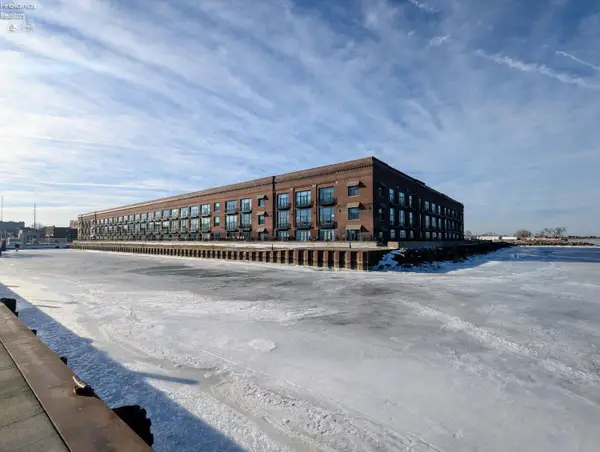 401 W Shoreline Drive #338, Sandusky, OH 44870