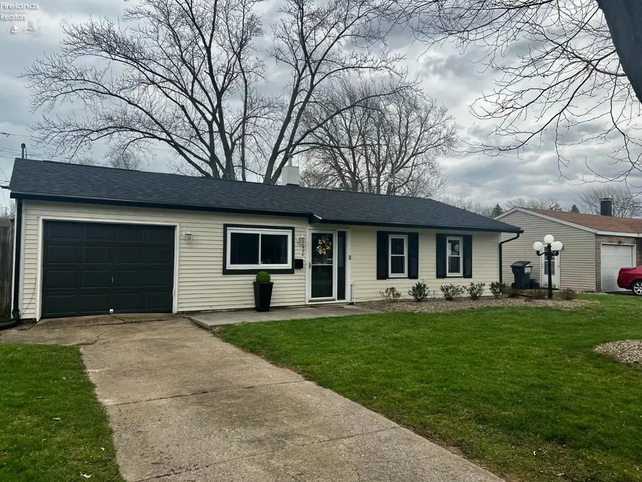 4904 Lisbon Circle, Sandusky, OH 44870 - #2