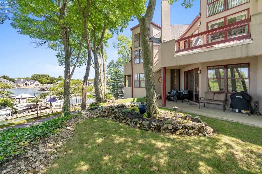 4333 Marin Woods #A, Port Clinton, OH 43452 - #3