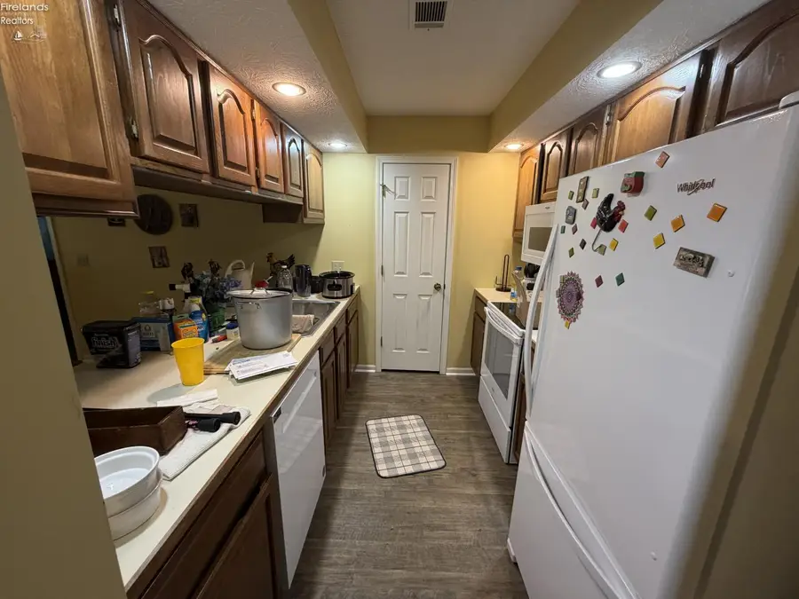 104 Leisure Lane, Norwalk, OH 44857 - #3