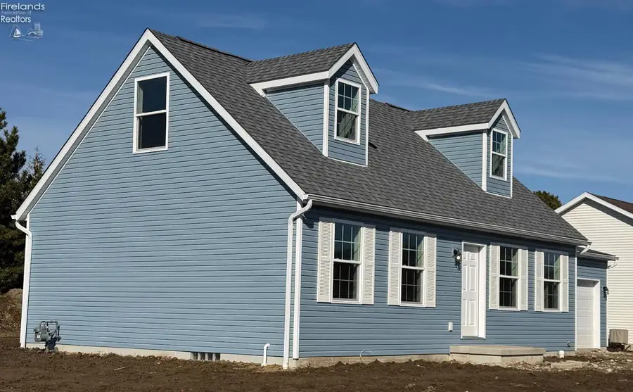 2707 Highland Drive, Sandusky, OH 44870 - #2