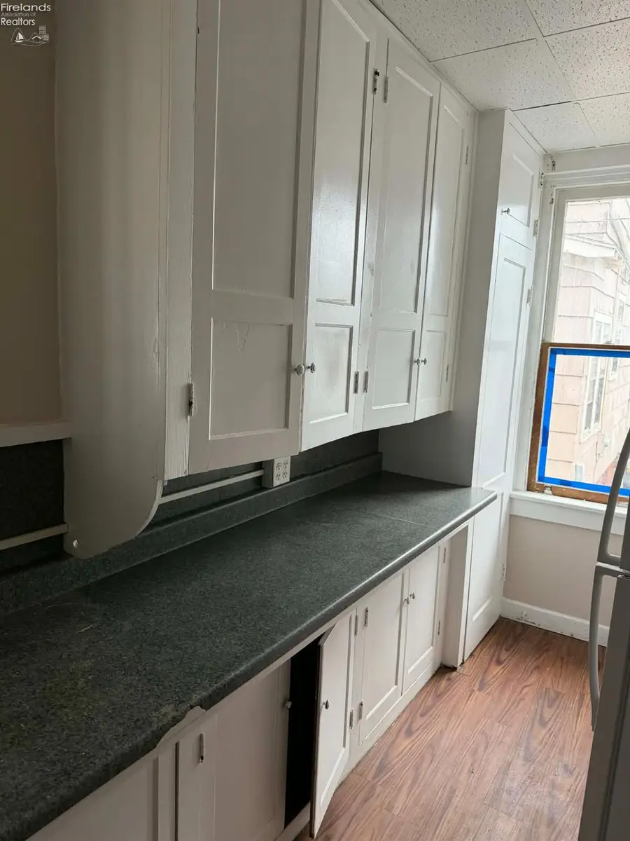 1015 W Washington Street, Sandusky, OH 44870 - #3