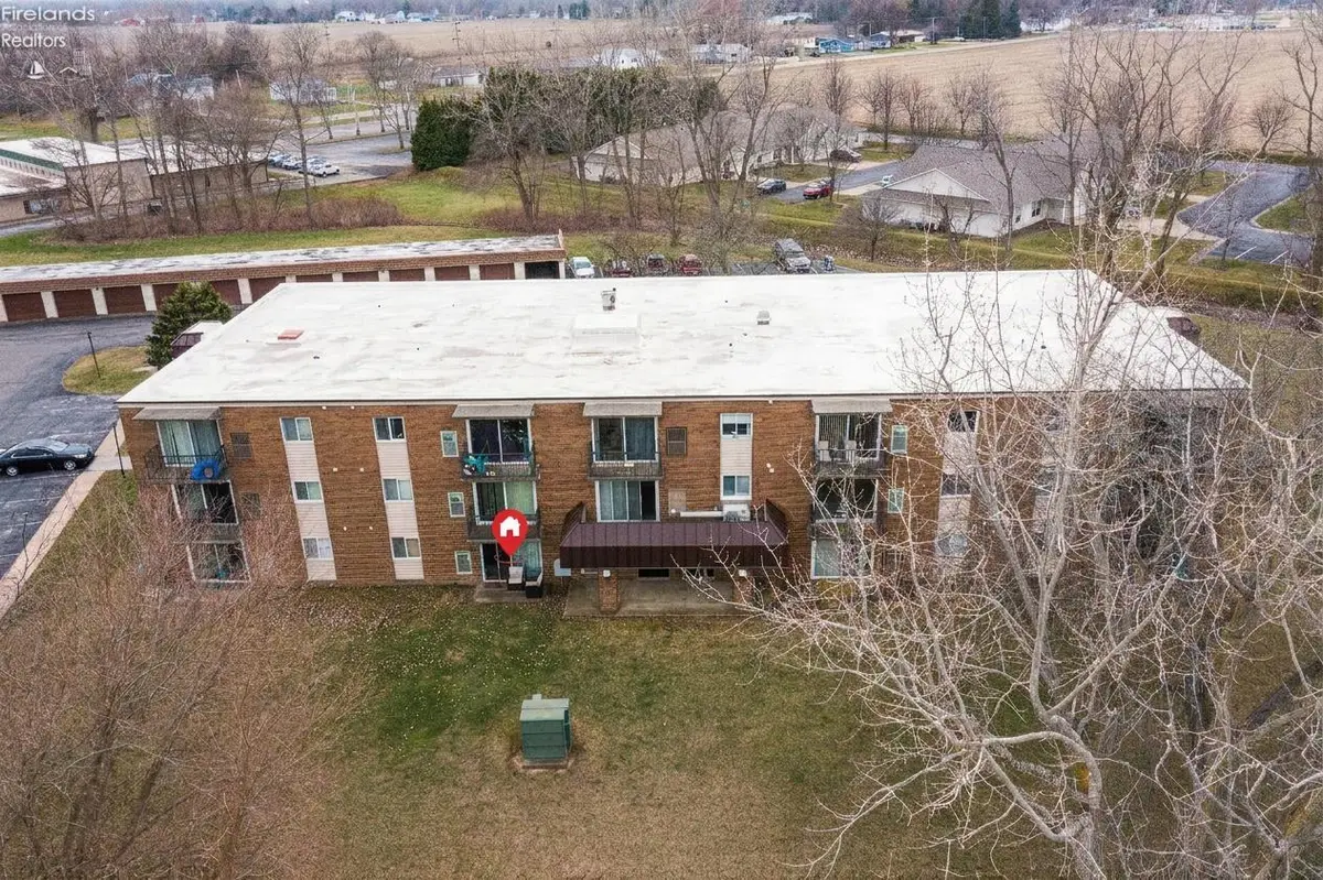 1315 S Lake Wilmer Drive #109, Sandusky, OH 44870 - #1