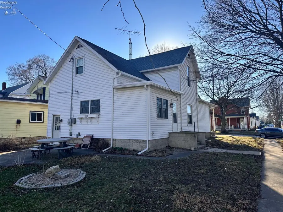 833 Franklin Avenue, Fremont, OH 43420 - #3