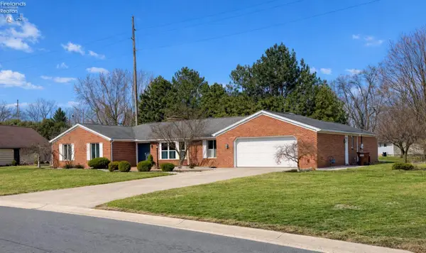 38 Glendale Avenue, Fremont, OH 43420