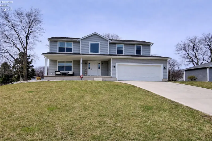 3712 N Delwood Drive, Port Clinton, OH 43452 - #2