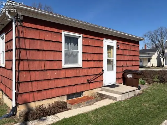 109 Wall St, Tiffin, OH 44883 - #3
