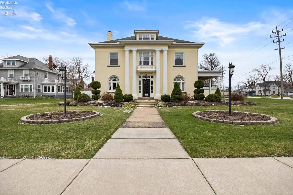 1169 W. 6th St, Lorain, OH 44052 - #1