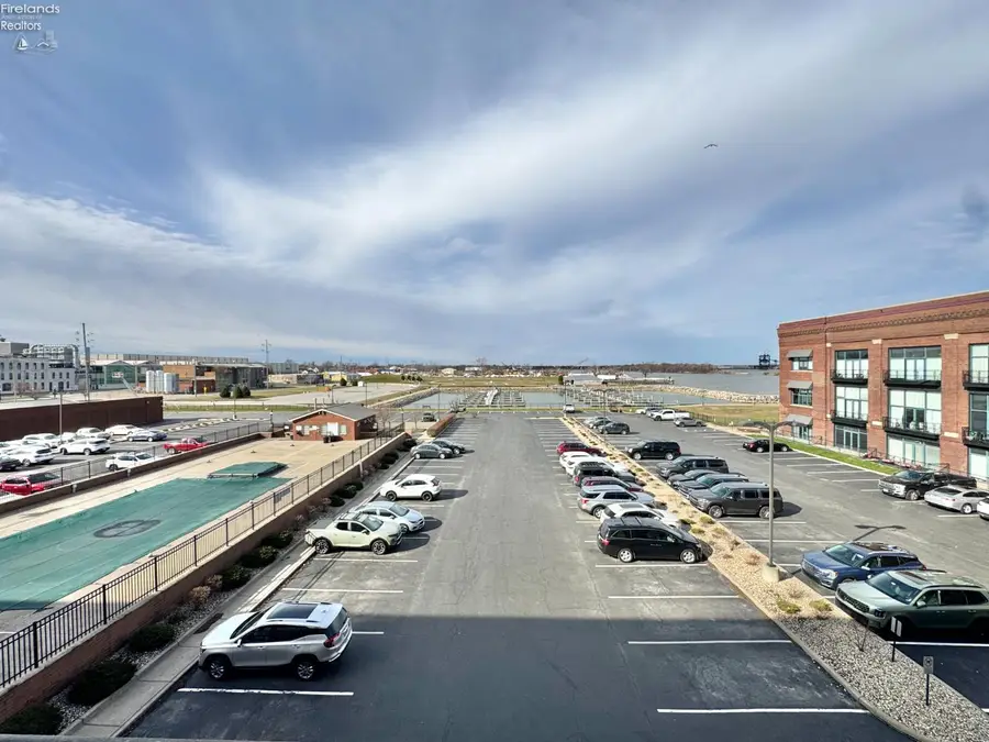 401 W Shoreline #332, Sandusky, OH 44870 - #2