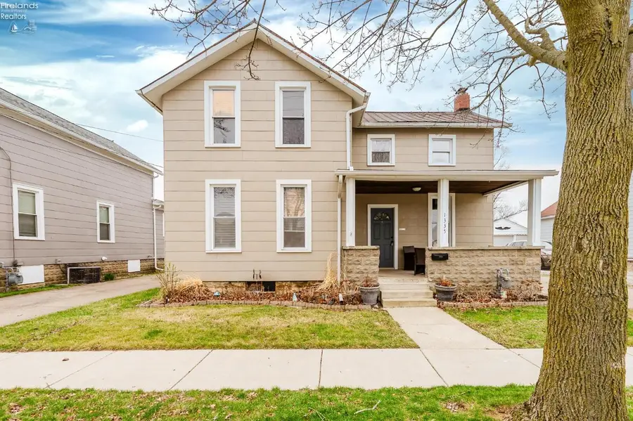 1335 Sycamore Street, Fremont, OH 43420 - #3