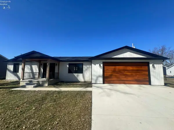 111 Tuscarawas Trail, Sandusky, OH 44870