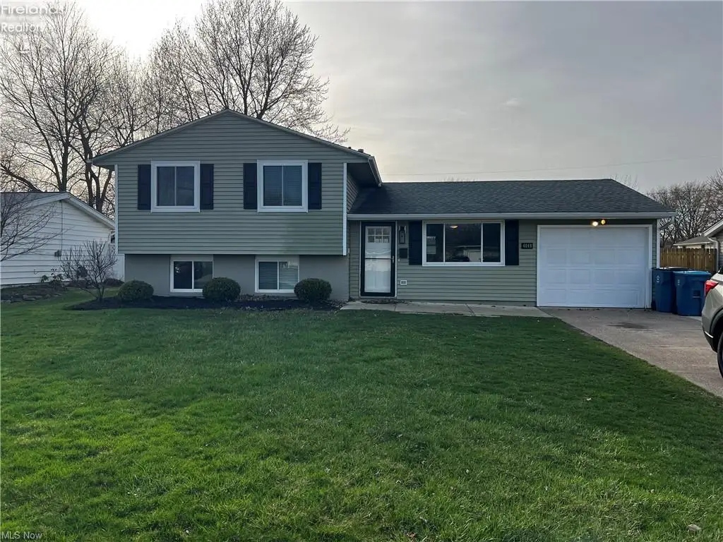 4048 Kenyon Avenue, Lorain, OH 44053 - #1