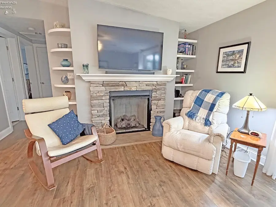 110 Pickerel, Kelleys Island, OH 43438 - #2