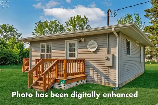 211 Orchard, Kelleys Island, OH 43438