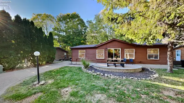 1599 Starboard Trail, Put-In-Bay, OH 43456