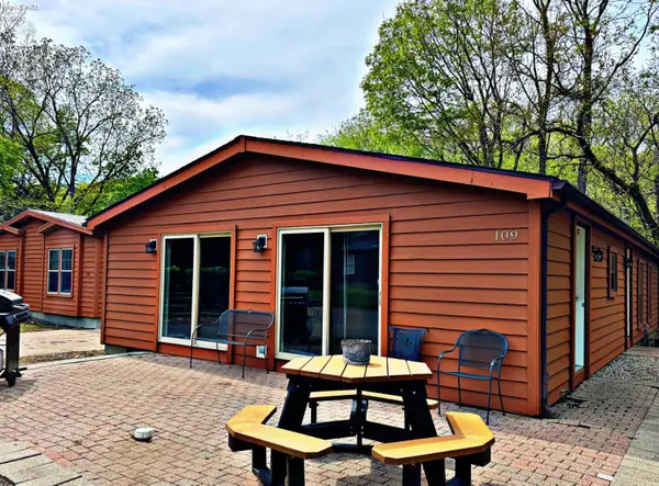 1627 Starboard Trail, Put-In-Bay, OH 43456