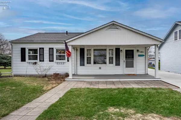 271 N Willow Dale Road, Marblehead, OH 43440