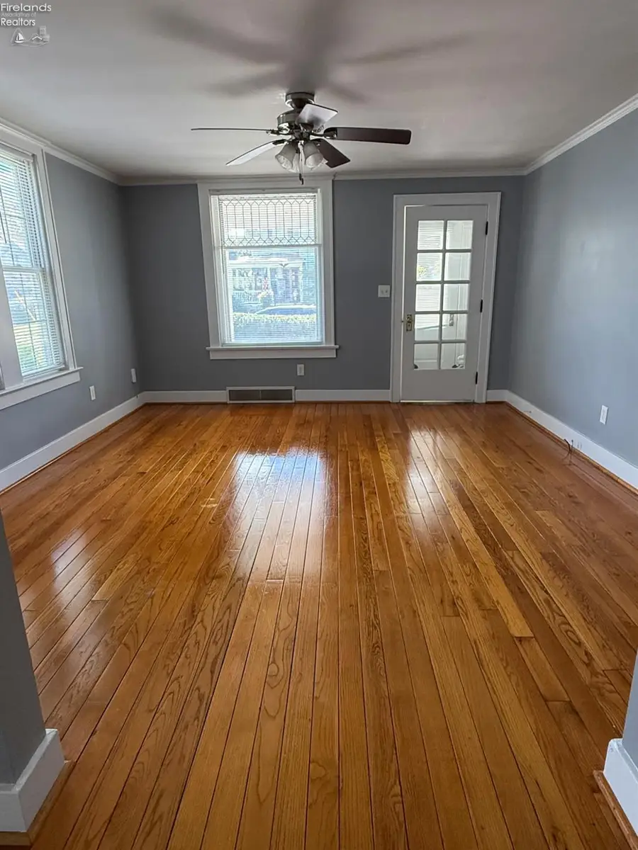 811 W Osborne St Street, Sandusky, OH 44870 - #2