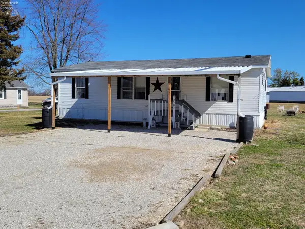 2585 Zilphia Street, Burgoon, OH 43407