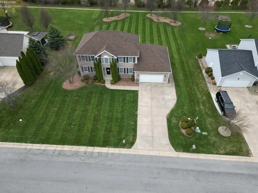 613 Summerfield Place, Huron, OH 44839 - #2