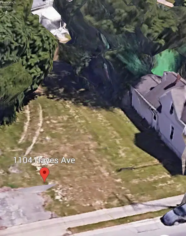 1104 Hayes Avenue, Sandusky, OH 44870