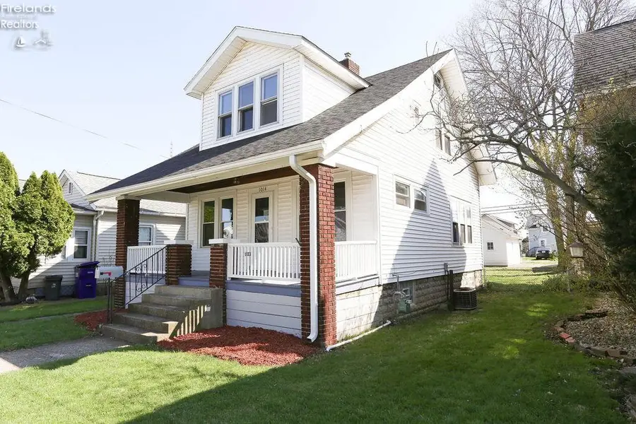 1014 Fourth St, Sandusky, OH 44870 - #3