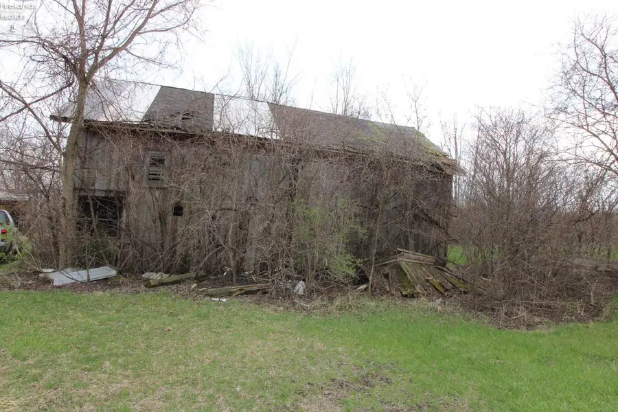 5270 Port Clinton Eastern Road, Port Clinton, OH 43452 - #3