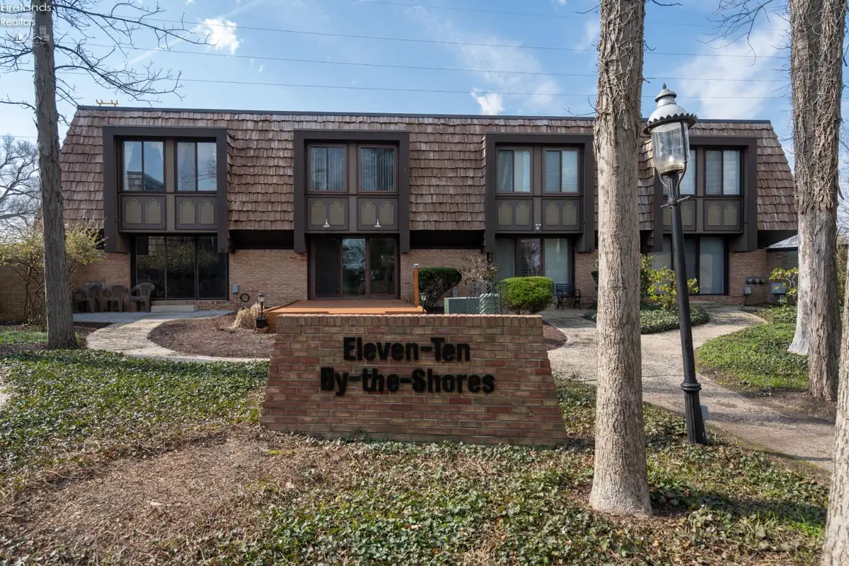 1110 By The Shores Drive #3, Huron, OH 44839 - #1